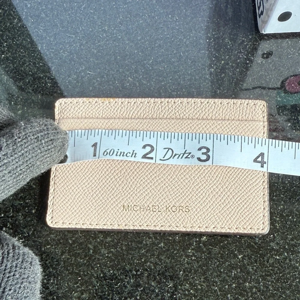 Michael Kors Jet Set Charm Small ID Cream Card Holder
